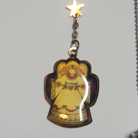 Memory Marks Bookmark, Angel Pin, and Essential Oil Diffuser Prayer Box - Picture 2 of 13